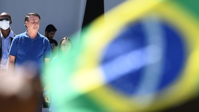 Bolsonaro é 'ameaça' à luta contra o coronavírus no Brasil, diz revista médica The Lancet